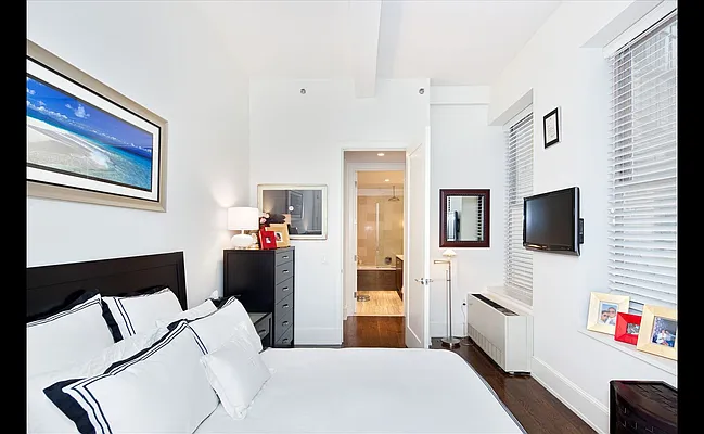 Sold by Douglas Elliman | media 19