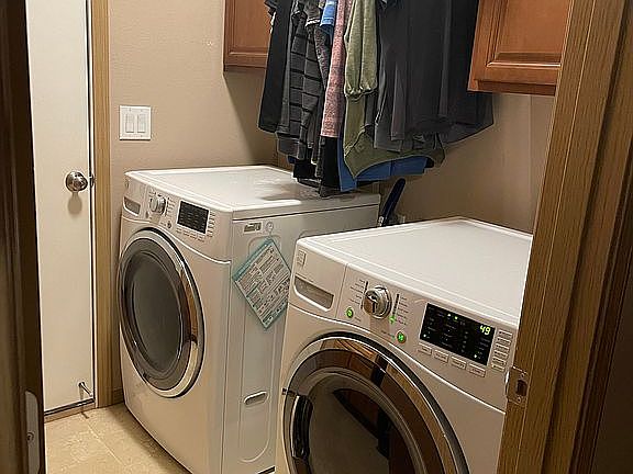 3rd image of 5603 Aloha Dr