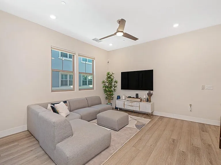 1000 Berryessa Ln #243 — Photo 10