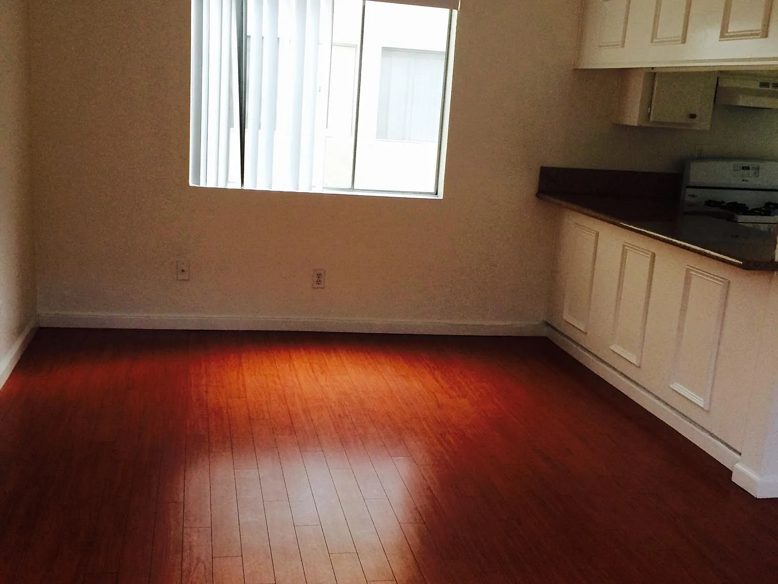 2 bed, 920 sqft, $2,595 — Photo 3