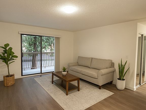 3rd image of 13325 105th Ave #324