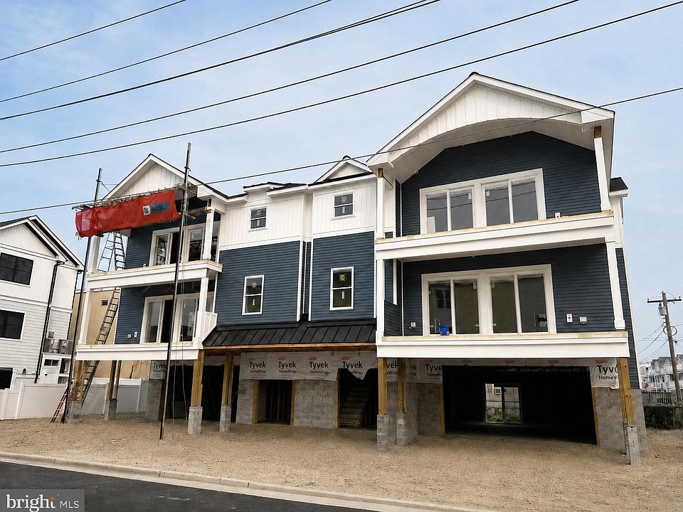 2nd image of 3506 Hudson Ave #1
