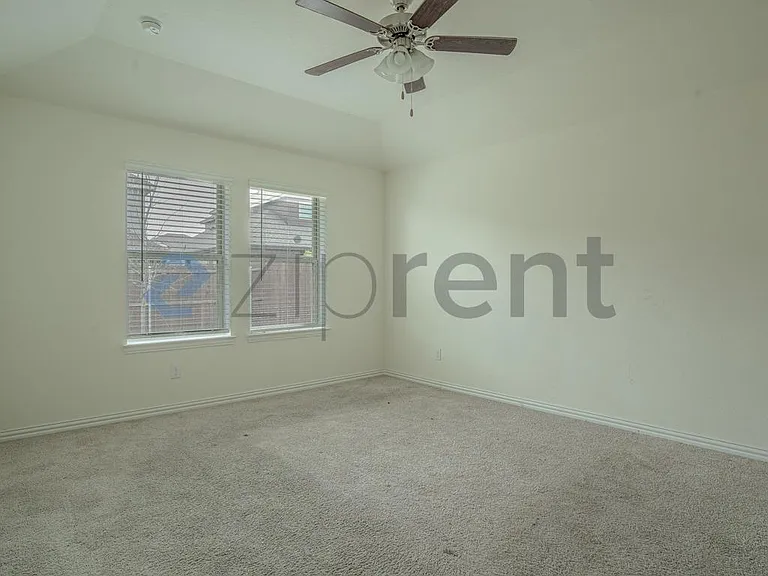 3412 Riverlawn Dr — Photo 12