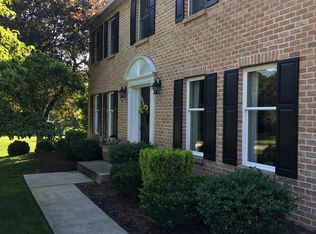 516 Woodcrest Dr, Mechanicsburg, PA 17050