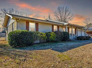 1733 Pleasant Grove Dr NE, Dalton, GA 30721