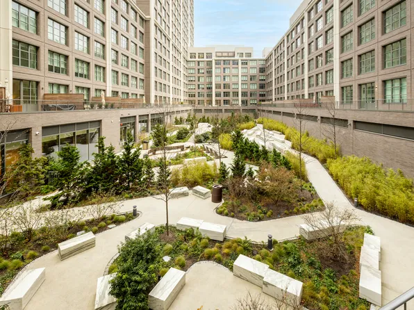 180 Front Street image 9 of 38