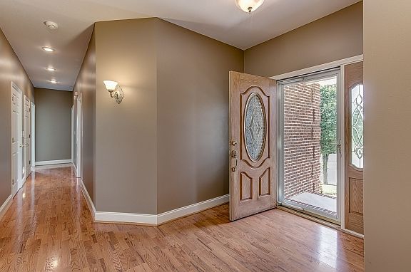 4th image of 217 Emerald Chase Cir