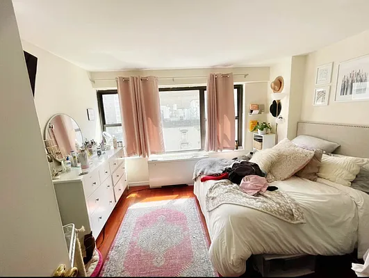 Rented by Olympia House Delaware LP | media 15