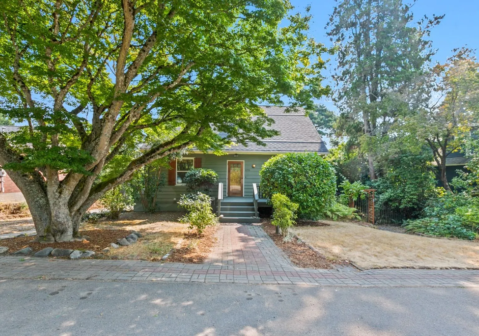 3Bd/2.5Ba Seattle Home — Photo 2