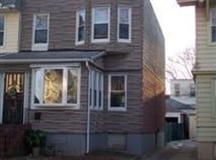 78-52 76th St, Flushing, NY 11385