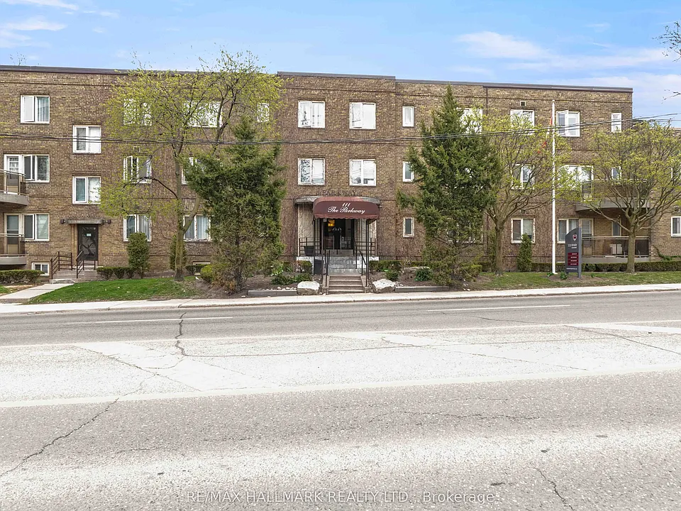 111 Oriole Pkwy #202