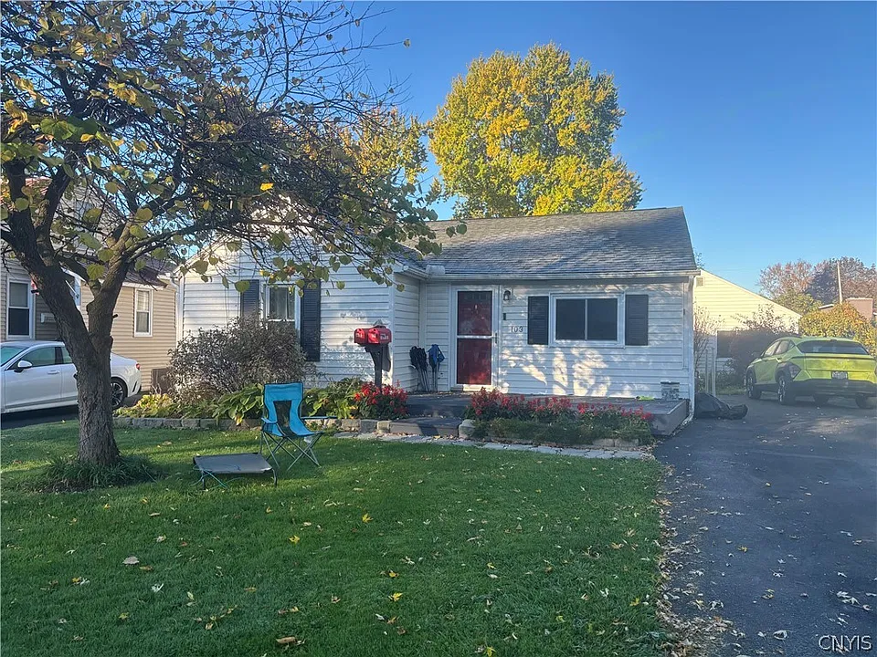 103 Florida Rd N