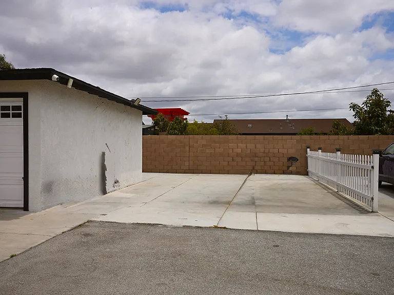 10231 Trabuco St #10231 — Photo 3