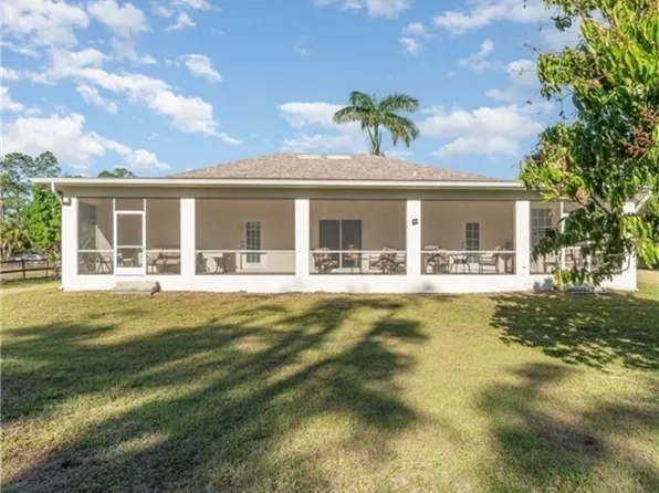 7221 Eastwood Acres Rd, Fort Myers, FL 33905