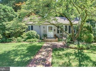 2 School Hill Dr, Doylestown, PA 18901