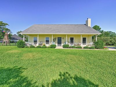 122 Comanche Dr, Lake Kiowa, TX, 76240