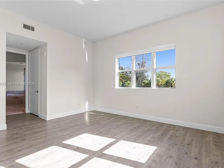15051 Royal Oaks Ln #101 — Photo 19