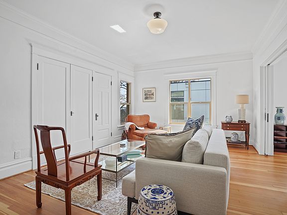 5th image of 1321 4th Ave W #8