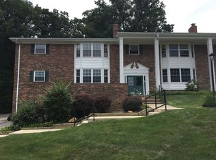 6990 Carriage Hill Dr APT 102, Brecksville, OH 44141