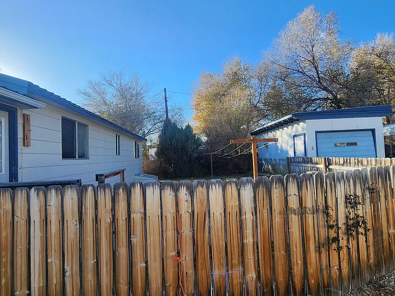 1345 E Victory Way — Photo 11