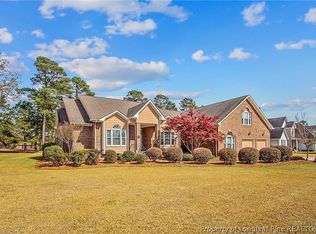 874 Long Iron Dr, Fayetteville, NC 28312