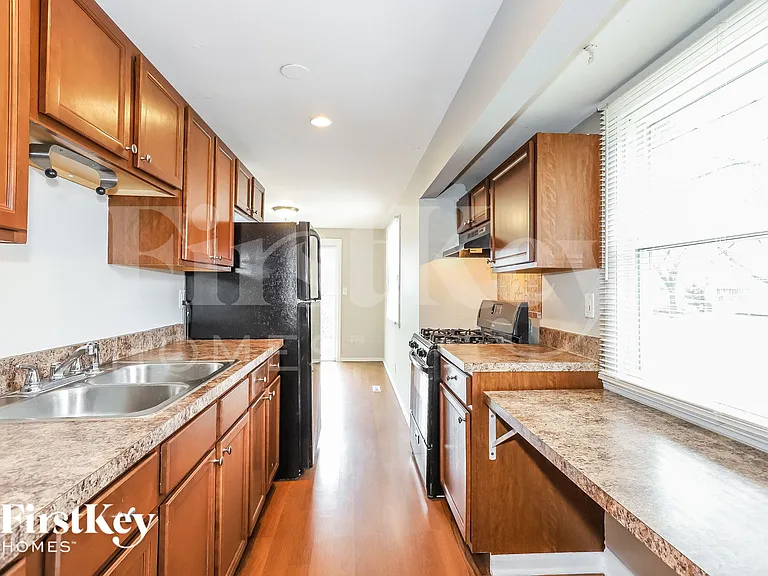 316 Amarillo Dr — Photo 6