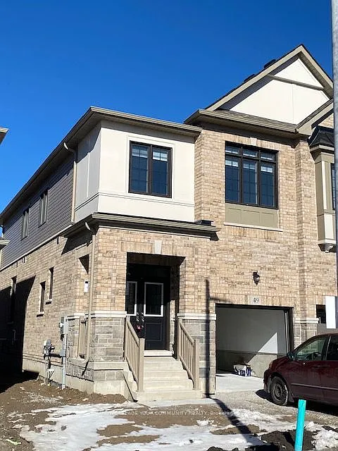 49 Phoenix Blvd