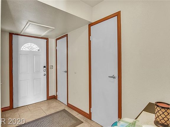4th image of 4919 Calle Del Oya
