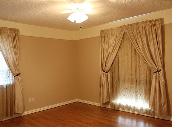 4th image of 6958 Crabtree Ln