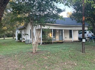 310 S Main St, Joshua, TX 76058