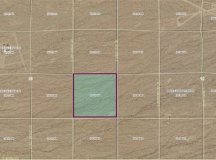 S Roy Rogers Rd, Yucca, AZ 86438