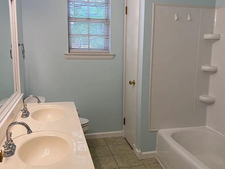 923 Greenhill Dr — Photo 30