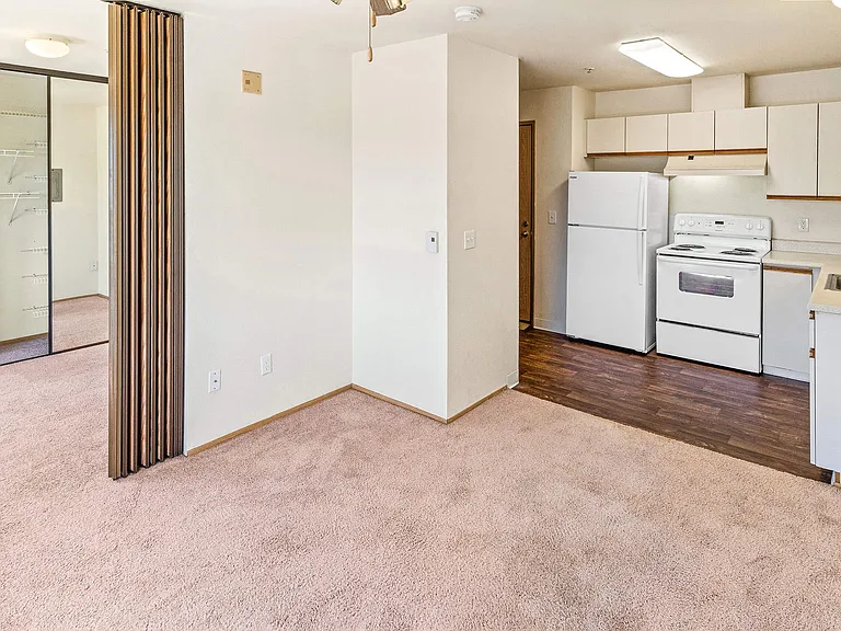 Webster Court Senior Apartments — Photo 17