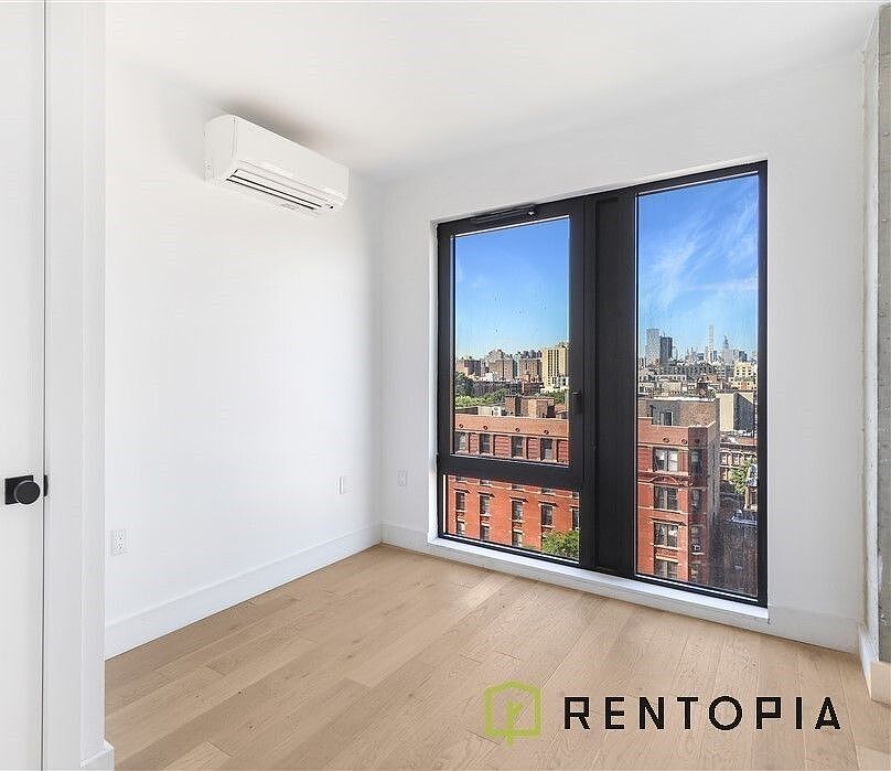 1st image of 54 W 125th St #606