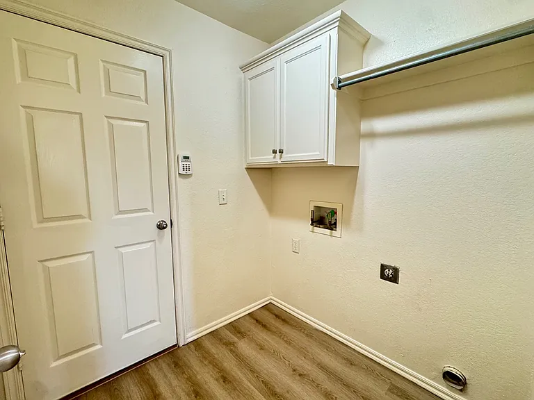 17609 Gold Dr — Photo 20