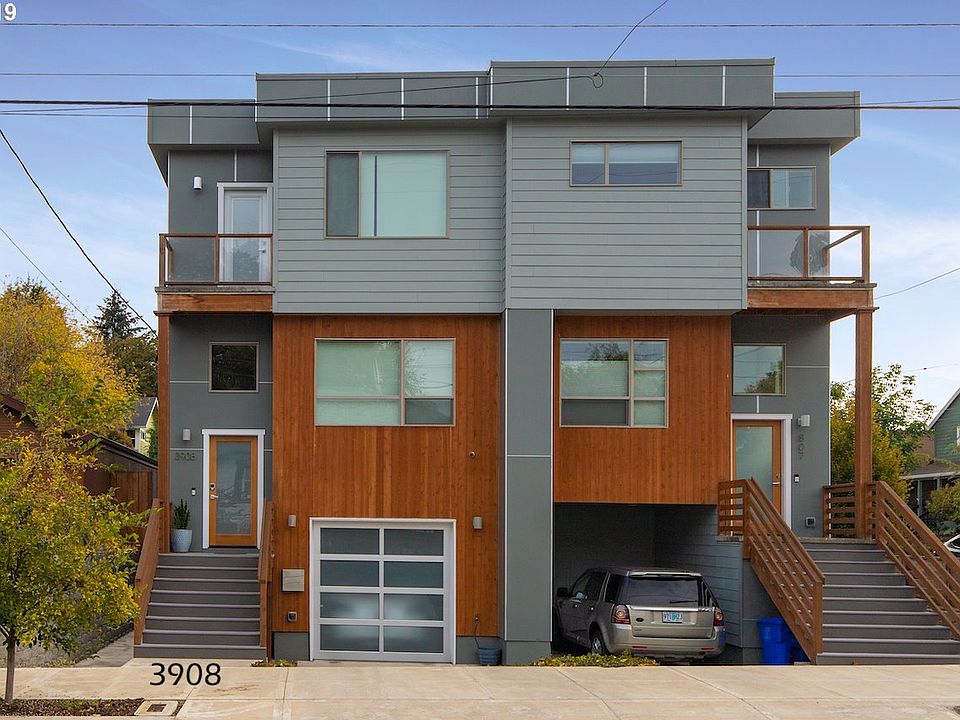 2nd image of 3908 NE 8th Ave