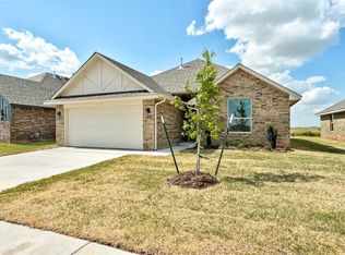 9312 NW 143rd St, Yukon, OK 73099
