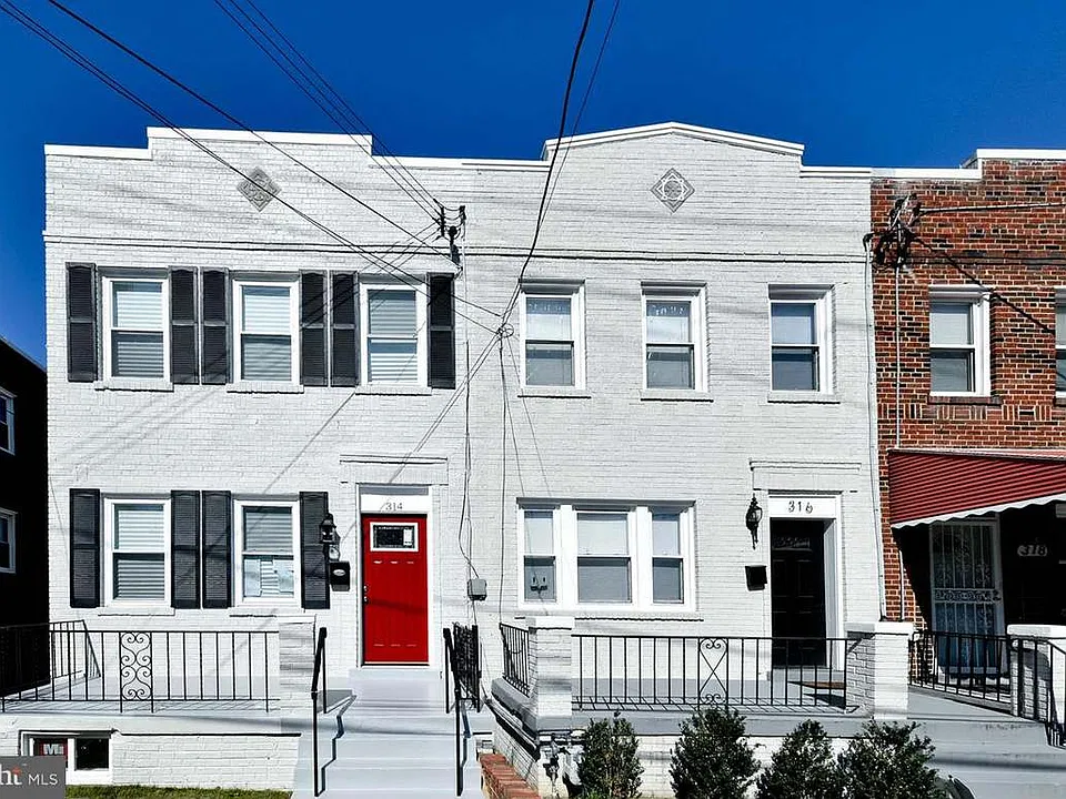 316 Division Ave NE