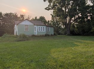 3378 Central Ave, Grove City, OH 43123