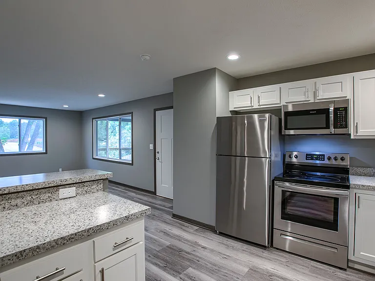1020 N 35th St #5 — Photo 4