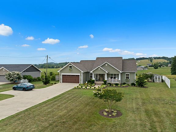 5th image of 2228 Tennessee #113
