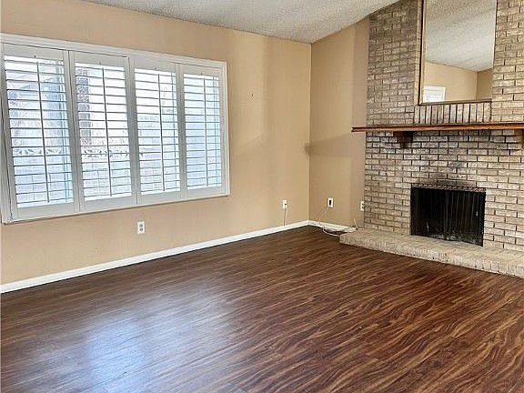 4th image of 1661 Papaya Ct