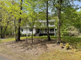 21 Hickory Hill Rd, Newburgh, NY 12550