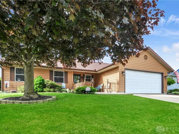 1831 Wilshire Dr, Piqua, OH 45356