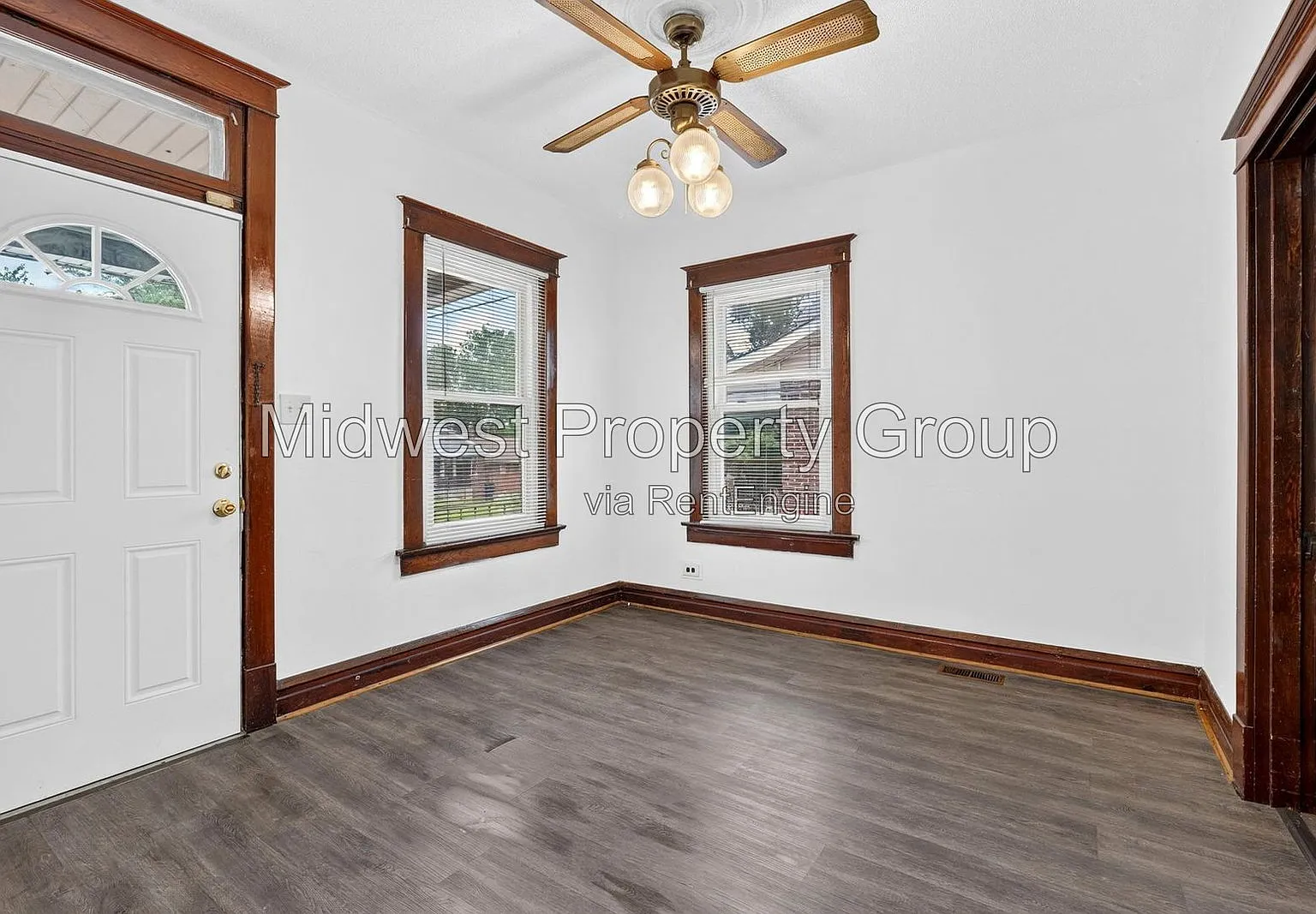 2 bed, 1.0 bath, 760 sqft, $1,150 — Photo 3