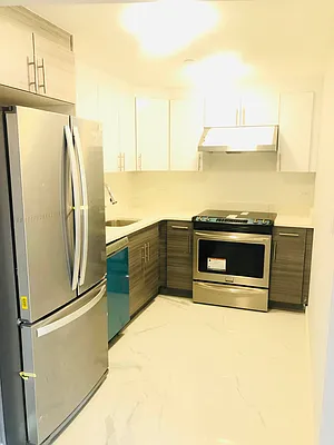 Sold by SunAmerica Realty Group Inc (DO NOT USE) | media 15