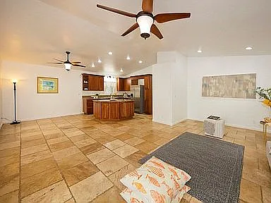 3 bed, 1344 sqft, $2,400 — Photo 3