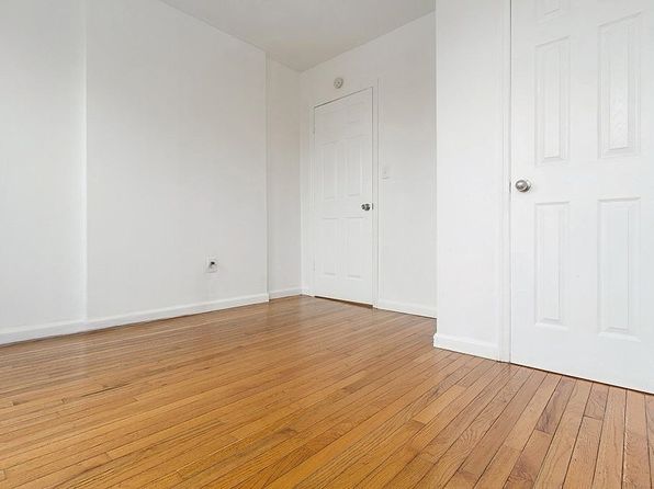 jersey-city-new-jersey-38905411 picture