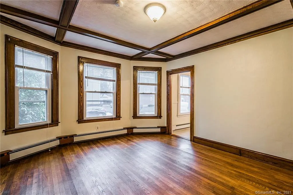 2 bed, 1200 sqft, $1,900 — Photo 3