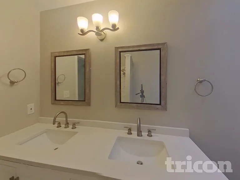 245 Bentley Way — Photo 8
